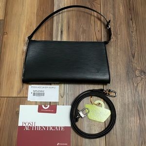 Louis Vuitton Epi Pochette Accessories